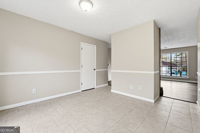 3265 Trotters Walk Circle, Snellville, GA 30078