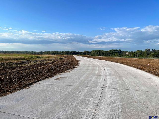 Lot 4 Block 4 W Hall Drive, Lincoln, NE 68532