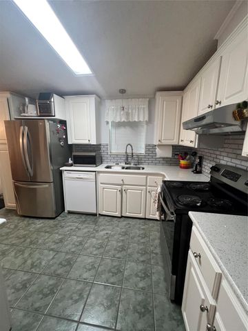 1601 US Highway 441, Okeechobee, FL 34974