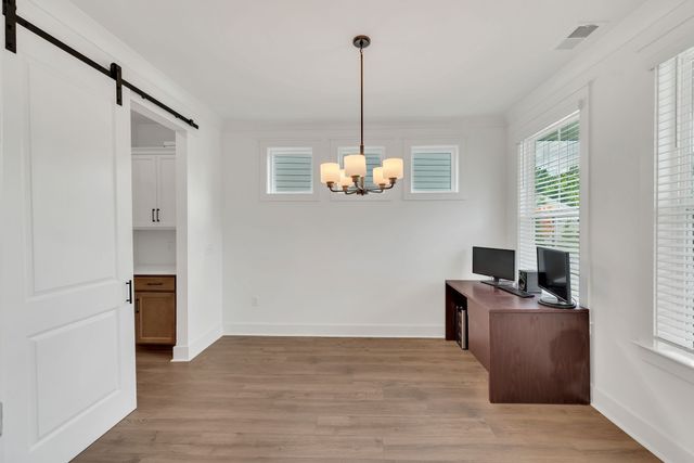 261 Cornice Dr, La Vergne, TN 37086