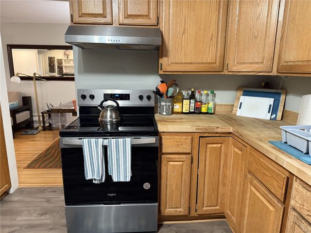 68 Stanford Road, Rochester, NY 14620