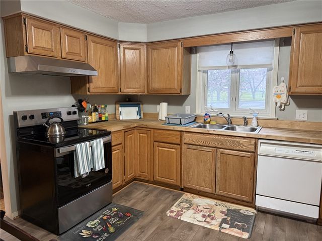 68 Stanford Road, Rochester, NY 14620