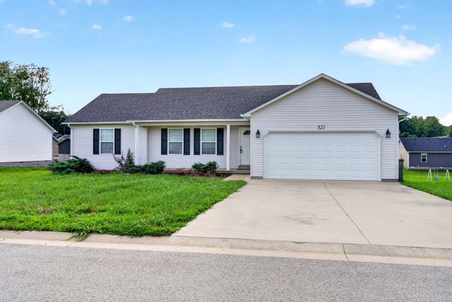 521 Labrador Dr, Bowling Green, KY 42101