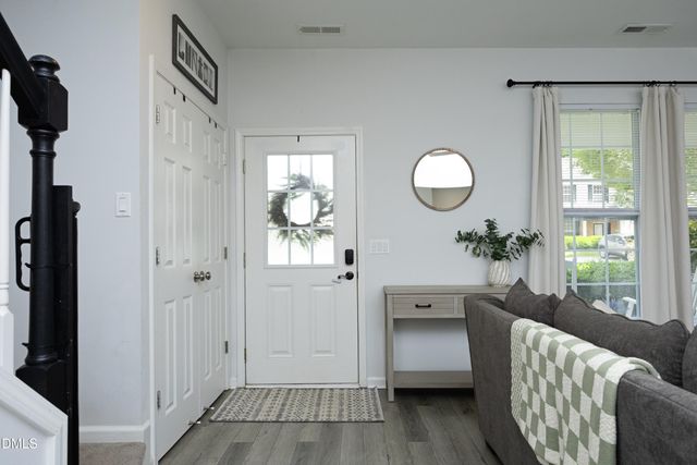 4224 Vienna Crest Drive, Raleigh, NC 27613