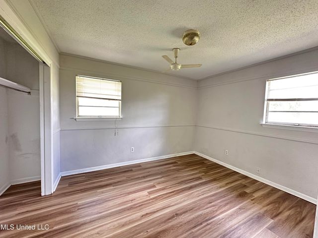 601 Spanish Acres Drive, Bay Saint Louis, MS 39520