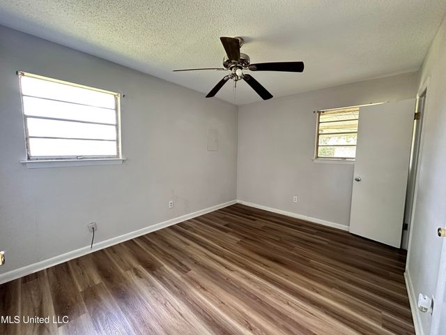 601 Spanish Acres Drive, Bay Saint Louis, MS 39520