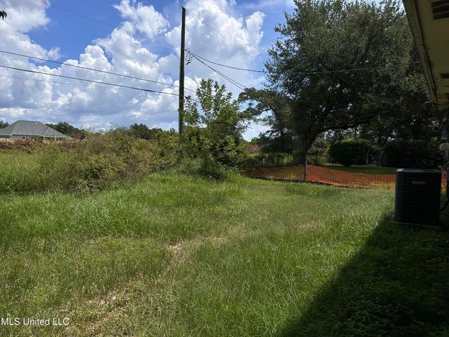 601 Spanish Acres Drive, Bay Saint Louis, MS 39520