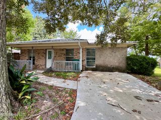 601 Spanish Acres Drive, Bay Saint Louis, MS 39520