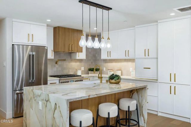 544 Pepper Street, Pasadena, CA 91103