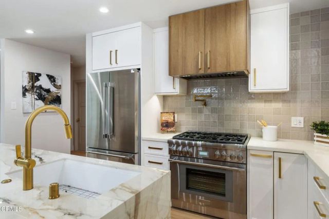 544 Pepper Street, Pasadena, CA 91103