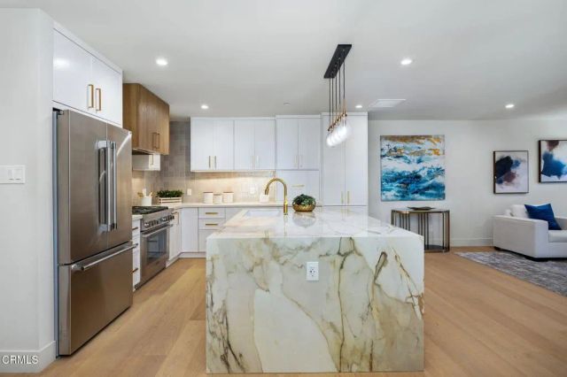 544 Pepper Street, Pasadena, CA 91103