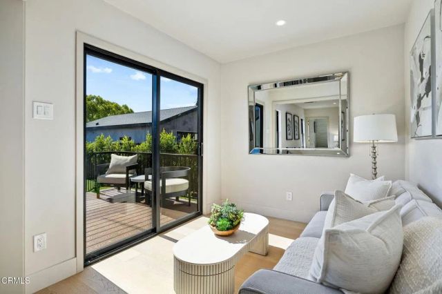 544 Pepper Street, Pasadena, CA 91103