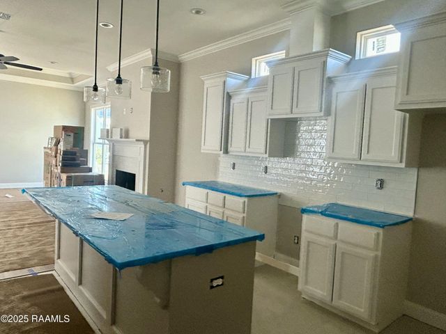 117 Lenova Lane, Lafayette, LA 70507