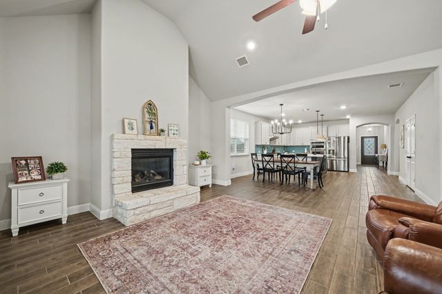 433 Forestridge Drive, Fate, TX 75087