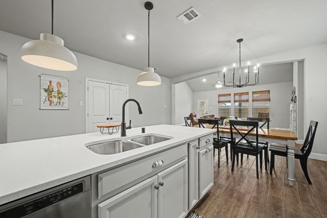 433 Forestridge Drive, Fate, TX 75087