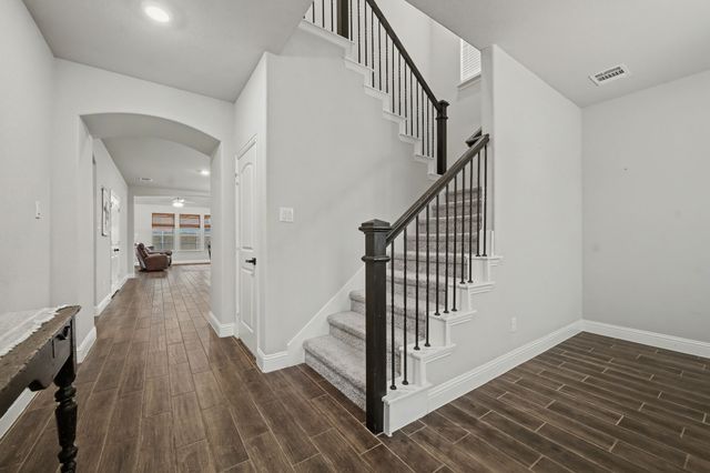 433 Forestridge Drive, Fate, TX 75087