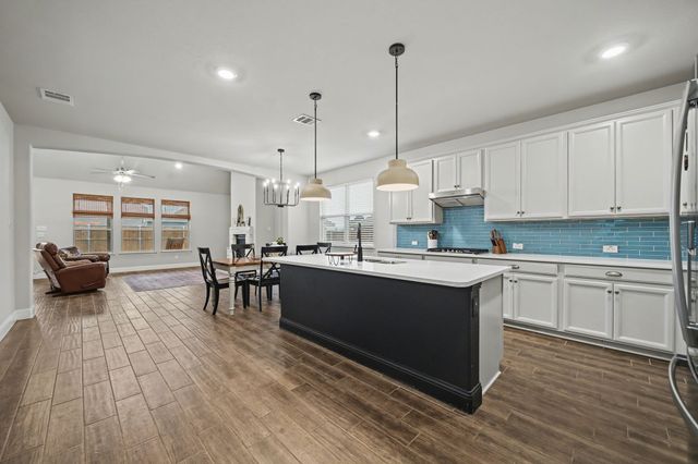 433 Forestridge Drive, Fate, TX 75087