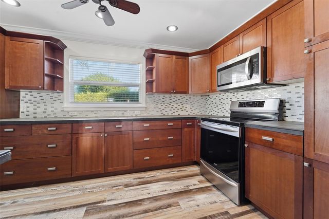 11017 64TH TERRACE, Seminole, FL 33772