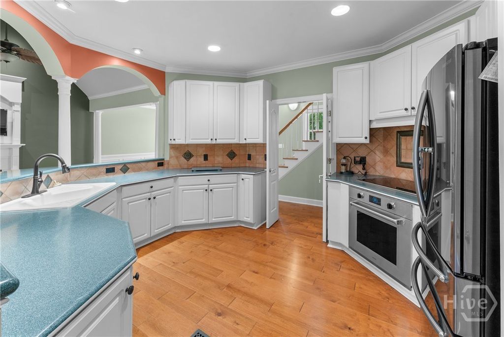 Image 14 of property listing at 2 Pine Lakes Point, Savannah, GA 31405