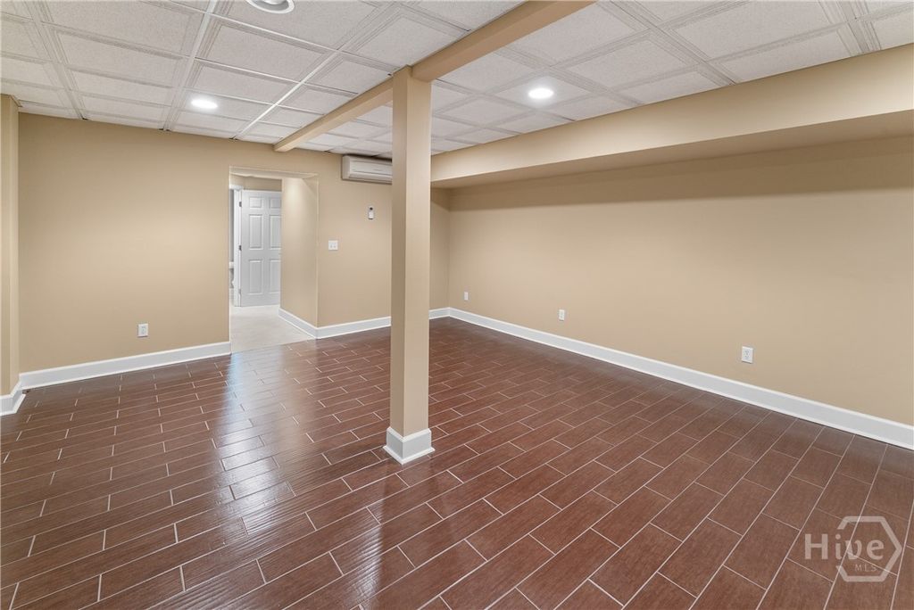 Image 31 of property listing at 2 Pine Lakes Point, Savannah, GA 31405