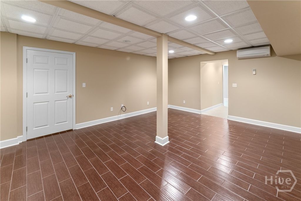 Image 32 of property listing at 2 Pine Lakes Point, Savannah, GA 31405