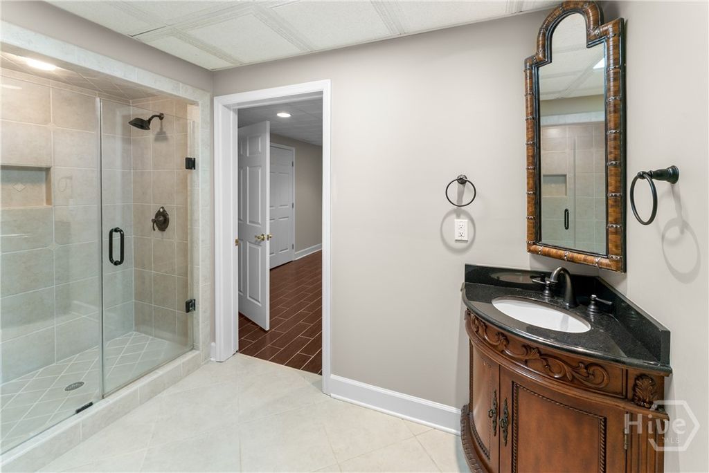 Image 34 of property listing at 2 Pine Lakes Point, Savannah, GA 31405