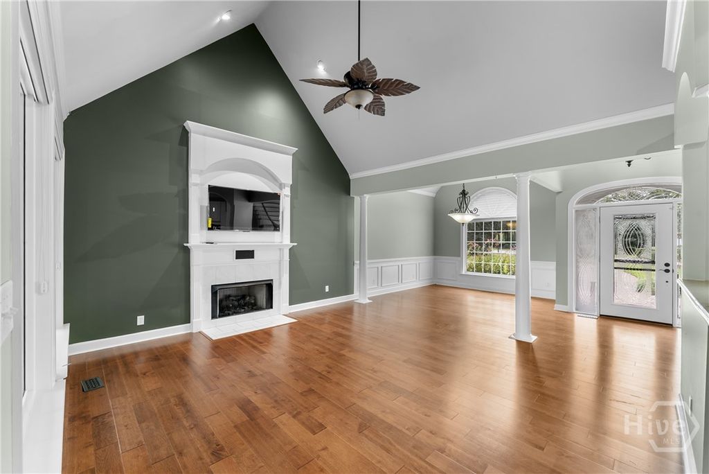 Image 9 of property listing at 2 Pine Lakes Point, Savannah, GA 31405