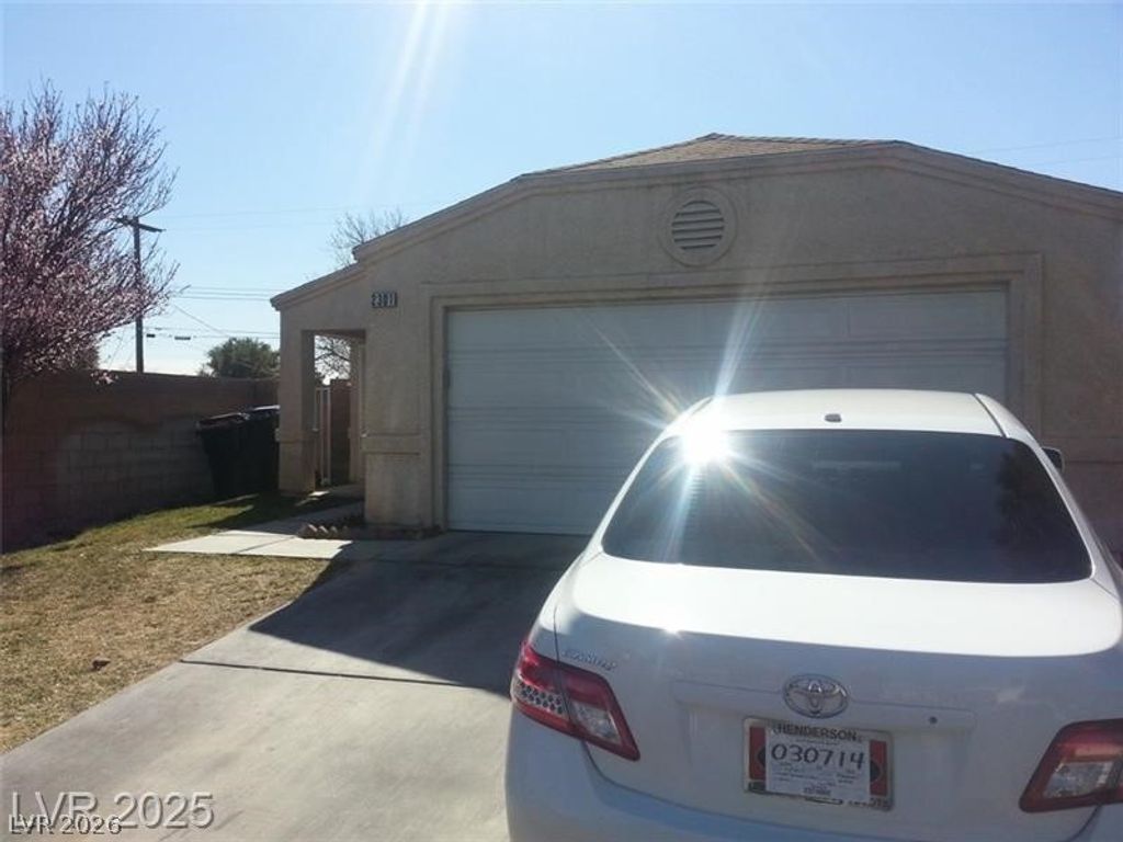 2301 Shady Hill Avenue, Las Vegas, NV 89106 — exterior