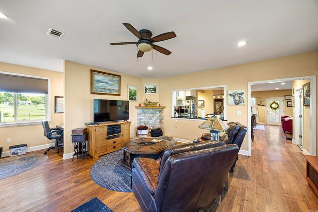 148 Shady Lane, Russellville, AR 72802