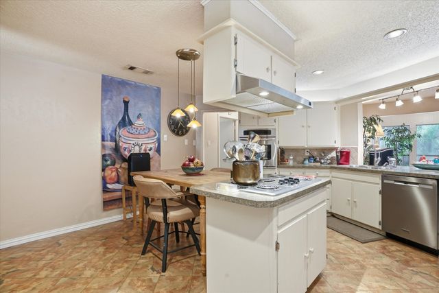 8709 Granite Court, Fort Worth, TX 76179