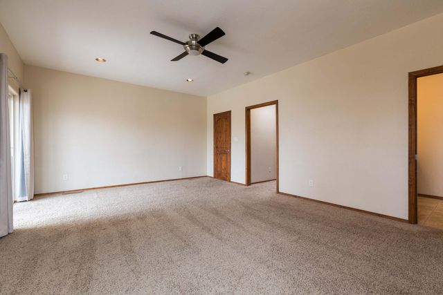 512 Alcalde Place SW, Albuquerque, NM 87104