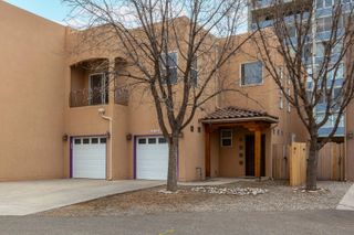 512 Alcalde Place SW, Albuquerque, NM 87104