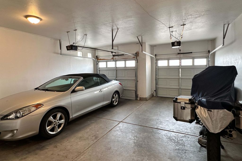 Image 20 of property listing at 512 Alcalde Place SW, Albuquerque, NM 87104