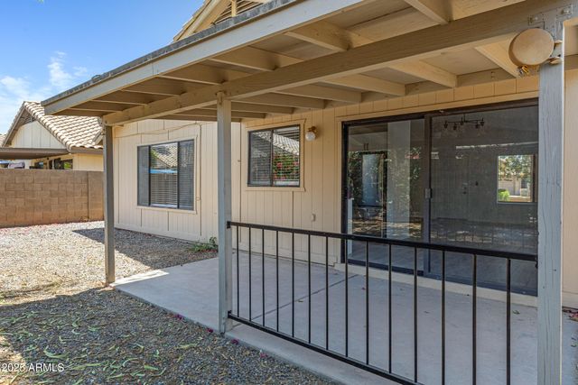 85 S Cypress Court, Chandler, AZ 85226