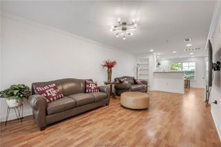 1725 Harvey Mitchell Parkway S 2125, College Station, TX 77840