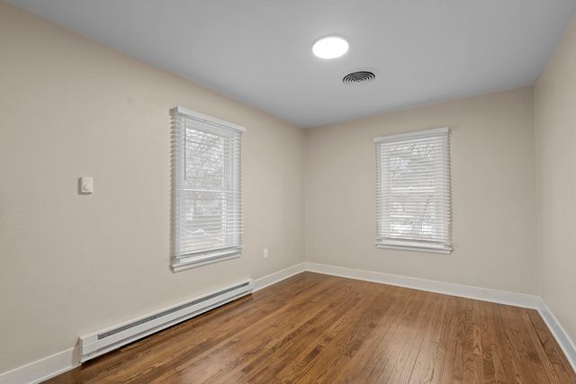 412 W 9th Street, Sterling, IL 61081