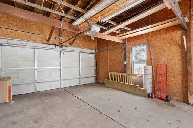 412 W 9th Street, Sterling, IL 61081