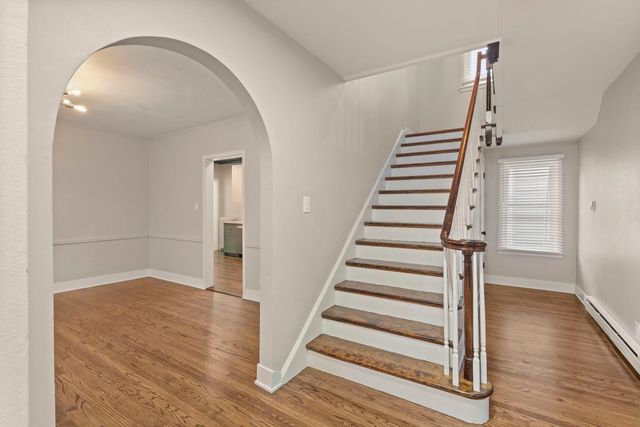 412 W 9th Street, Sterling, IL 61081