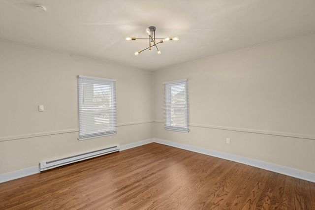 412 W 9th Street, Sterling, IL 61081