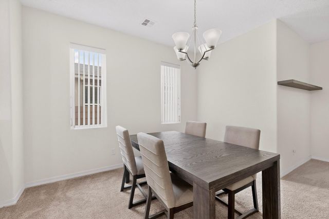 481 Rio Chama Circle SW, Los Lunas, NM 87031