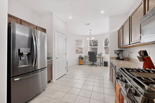 481 Rio Chama Circle SW, Los Lunas, NM 87031