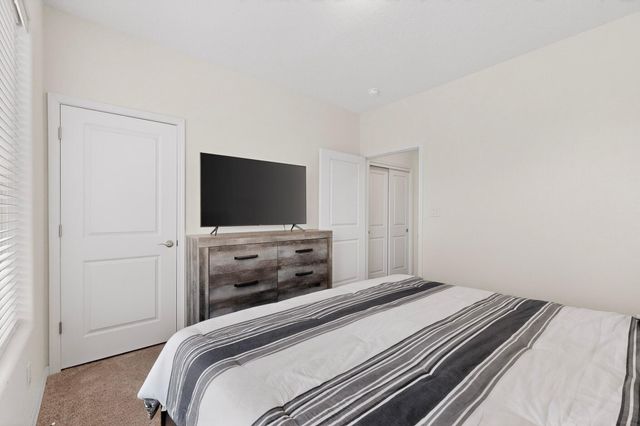 481 Rio Chama Circle SW, Los Lunas, NM 87031
