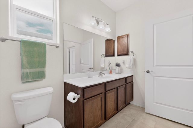 481 Rio Chama Circle SW, Los Lunas, NM 87031
