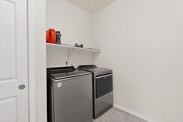 481 Rio Chama Circle SW, Los Lunas, NM 87031