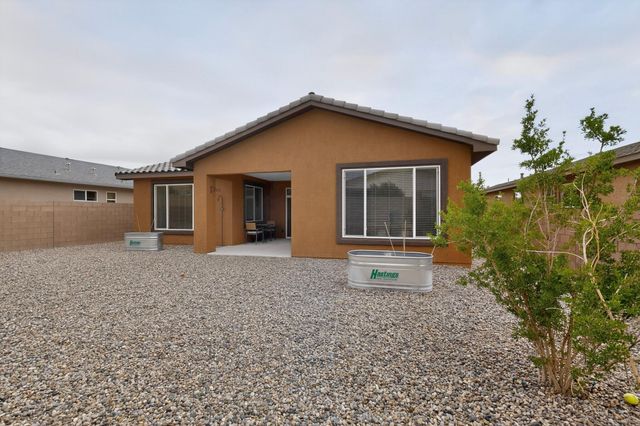 481 Rio Chama Circle SW, Los Lunas, NM 87031