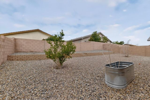 481 Rio Chama Circle SW, Los Lunas, NM 87031