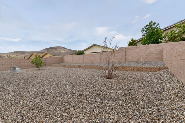 481 Rio Chama Circle SW, Los Lunas, NM 87031