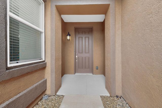 481 Rio Chama Circle SW, Los Lunas, NM 87031