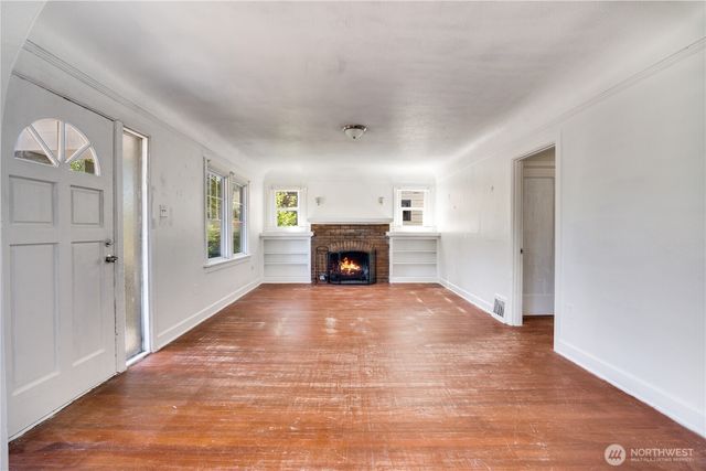1102 S Anderson Street, Tacoma, WA 98405