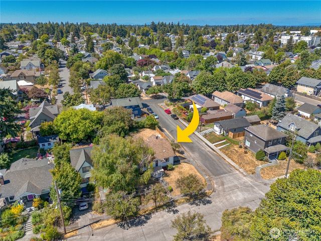 1102 S Anderson Street, Tacoma, WA 98405